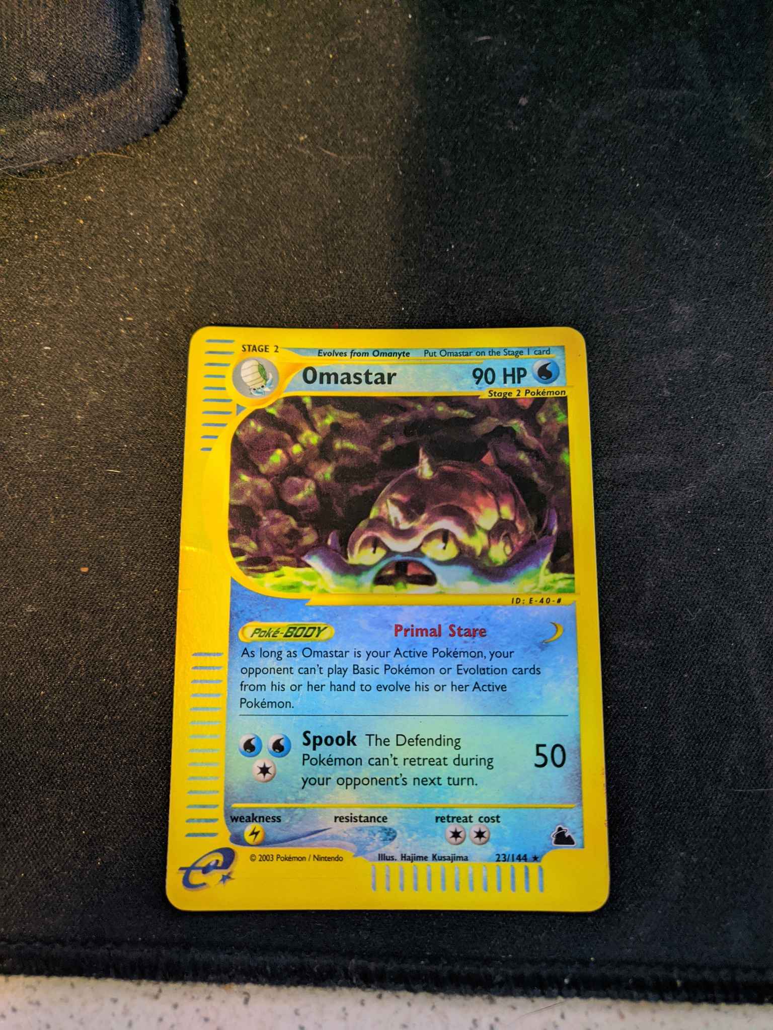 Omastar Reverse Holo 23/144 Pokemon Card Skyridge 