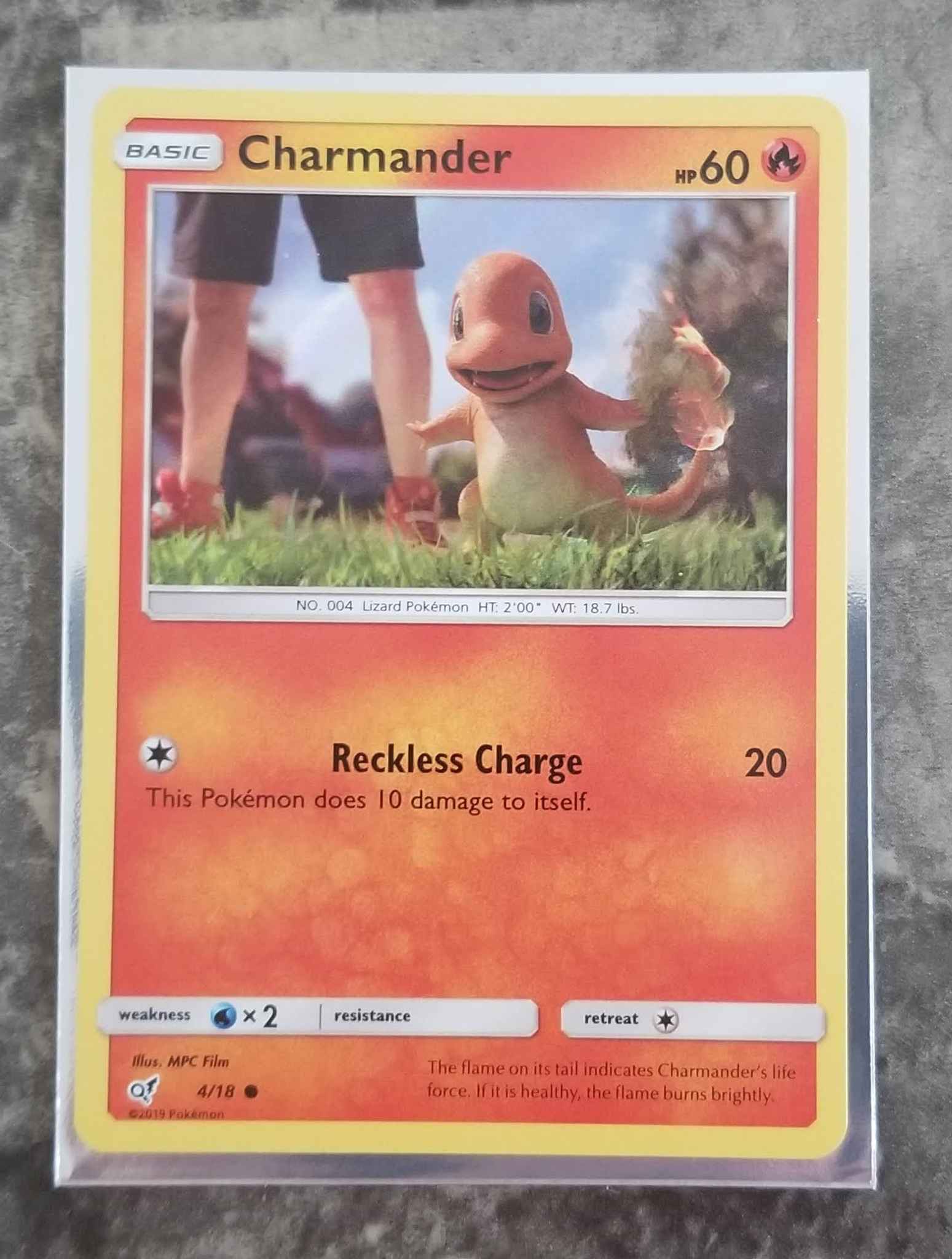 Charmander 4//18 2019 Pokemon TCG Card MINT HOLO Detective Pikachu