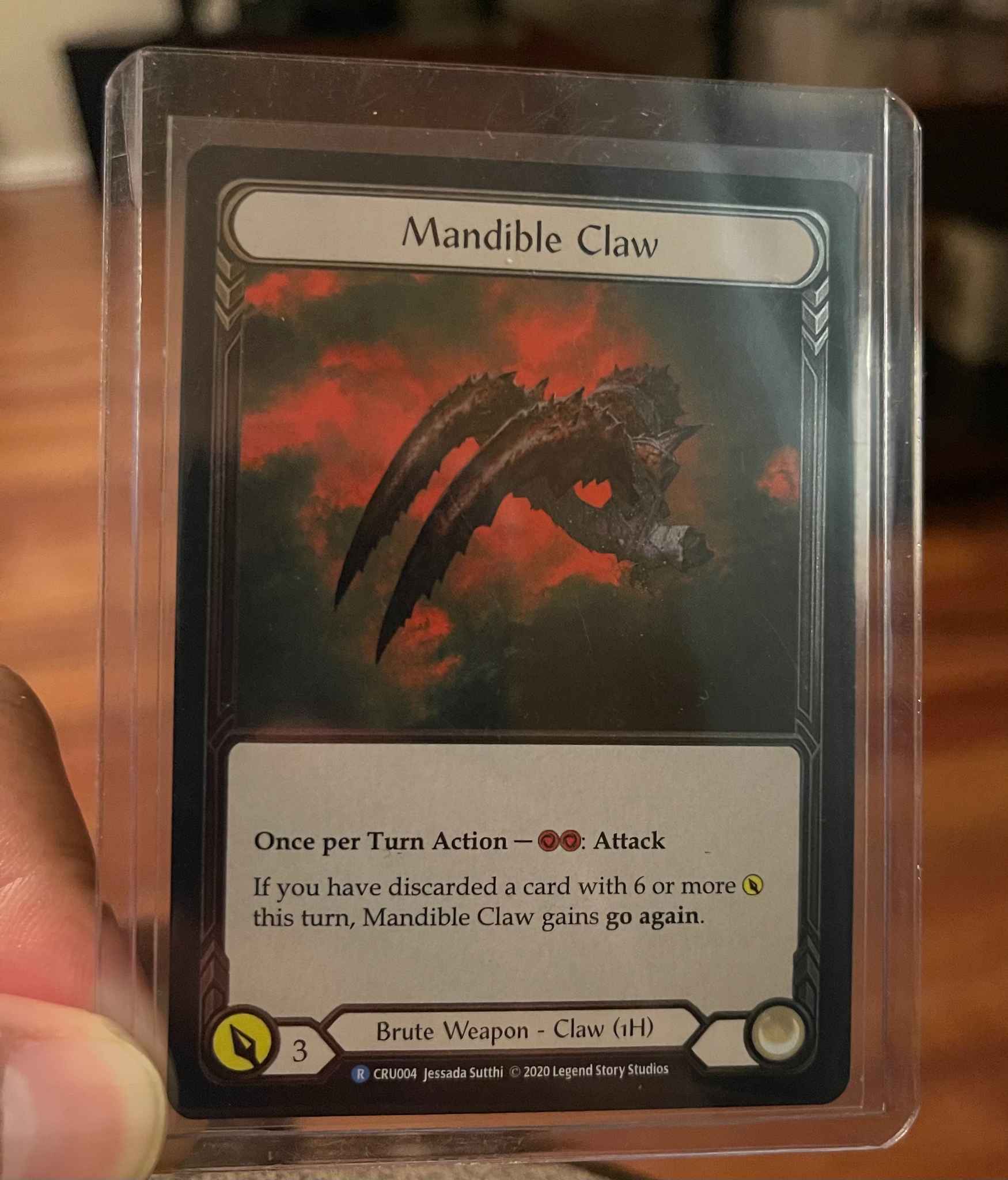 Mandible Claw RARE COLD FOIL Left Facing CoW Flesh and Blood TCG