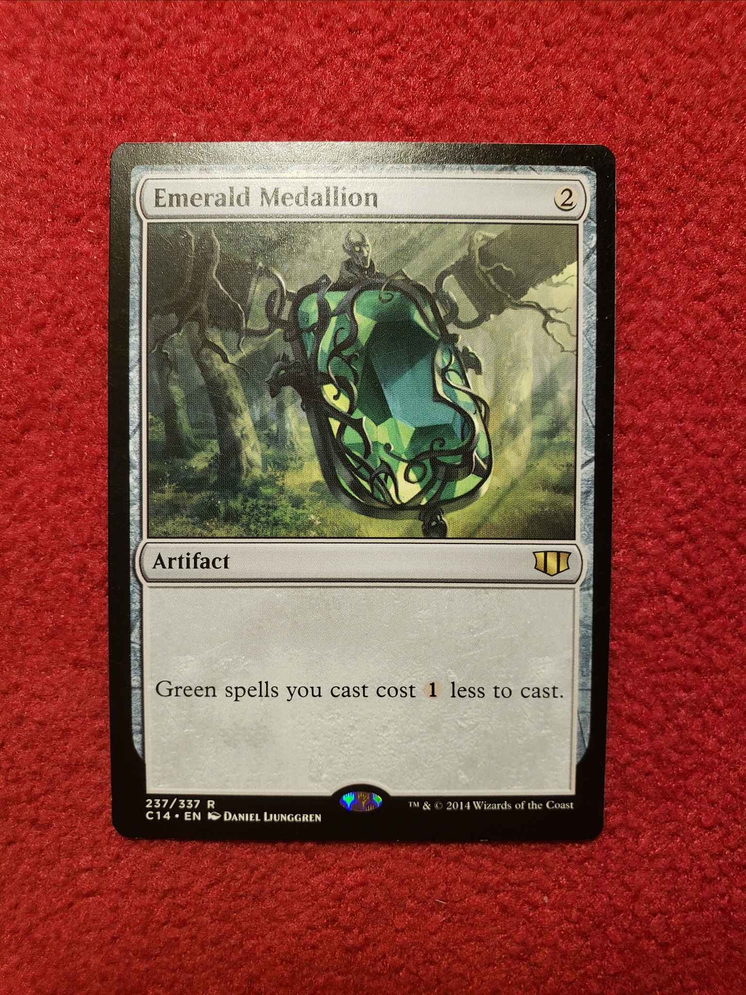 Commander 2014 by Magic the Gathering Magic Emerald Medallion the Gathering