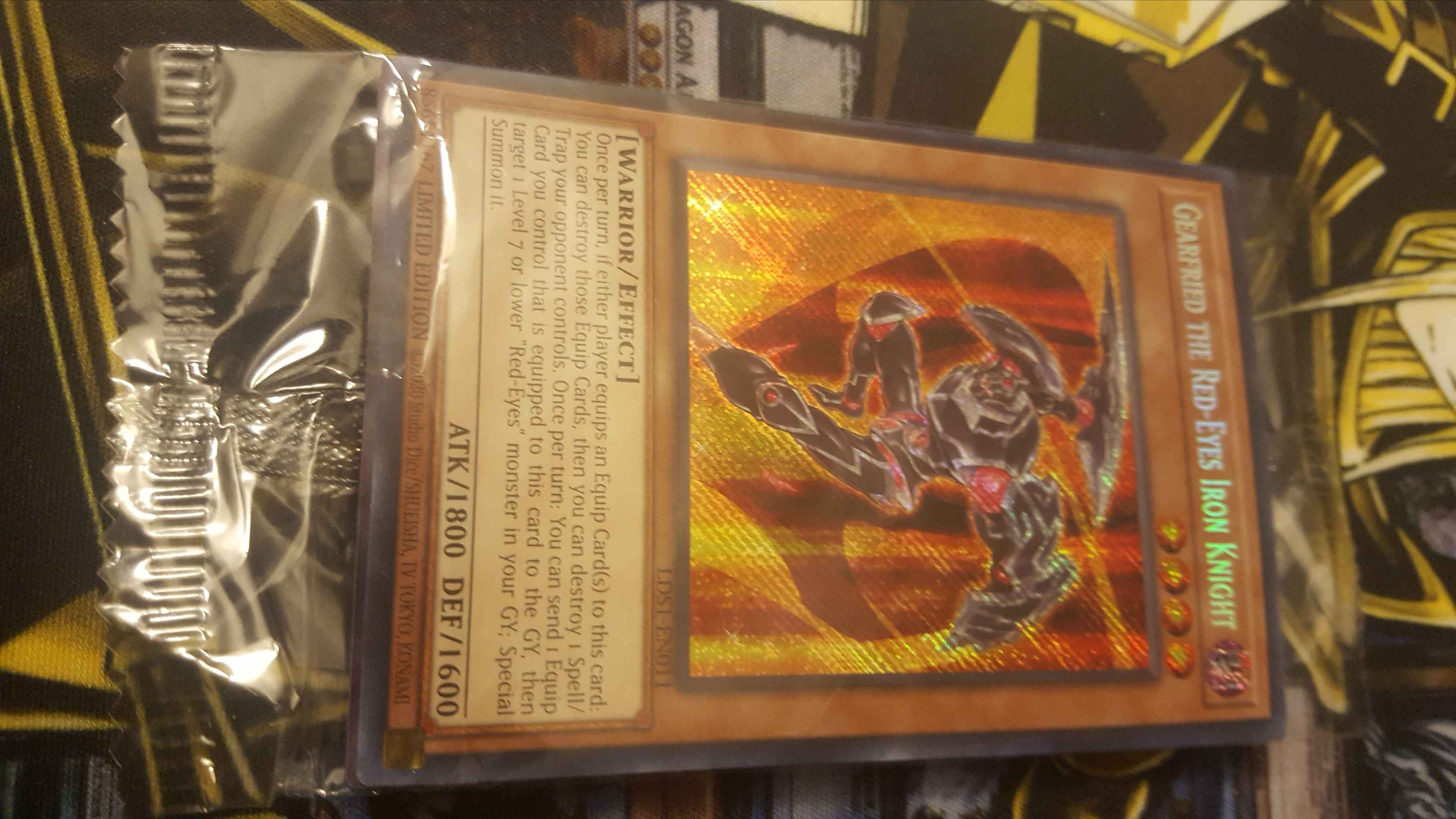 Gearfried the Red-Eyes Iron Knight LDS1-EN011 Still Sealed With Character Card